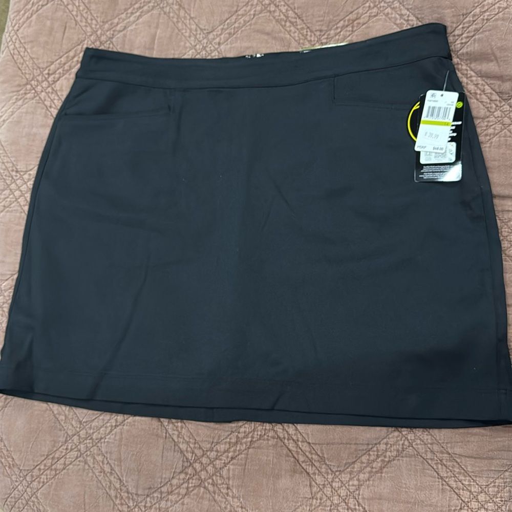 NWT black PGA skort 17” stretch woven size 14